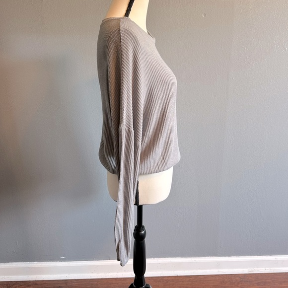 FRESHMAN 1996 RIBBED LONG SLEEVE GRAY TOP. SIZE MEDIUM. - Picture 3 of 5